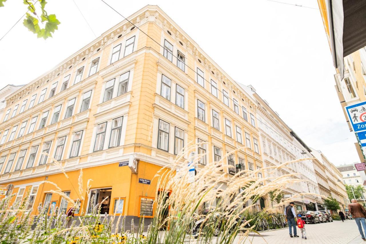 Luxury Suites Mariahilf Wina Bagian luar foto