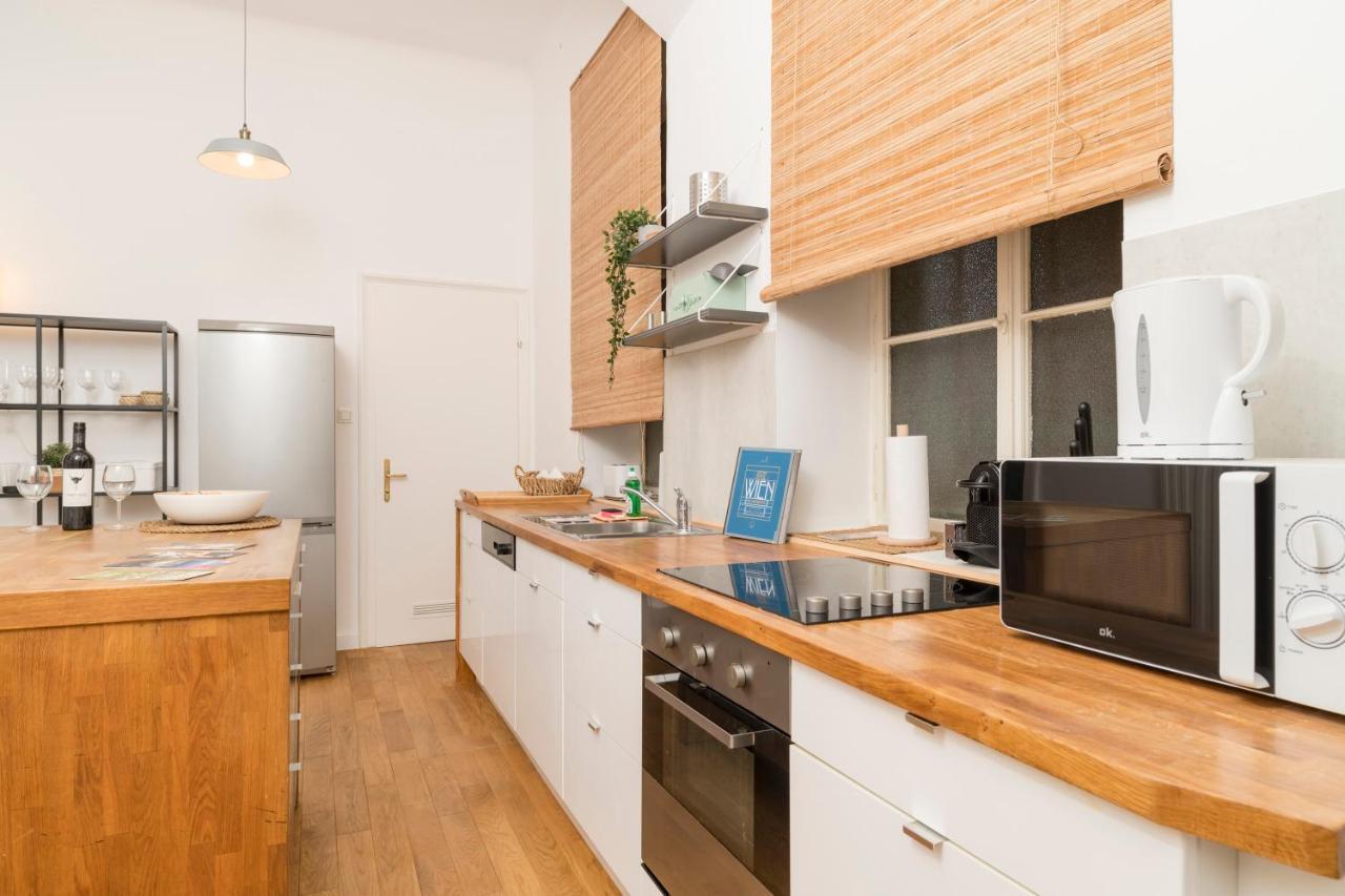 Luxury Suites Mariahilf Wina Bagian luar foto
