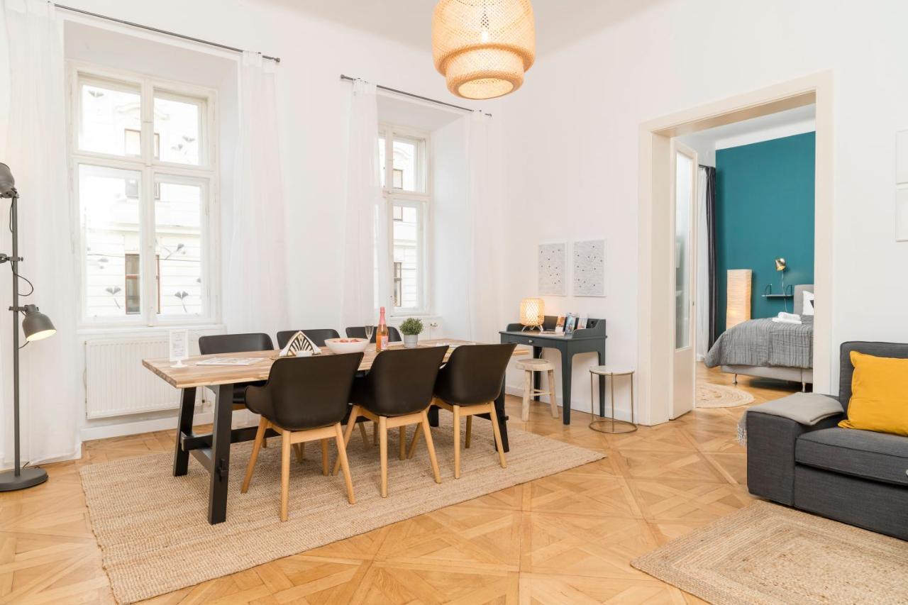 Luxury Suites Mariahilf Wina Bagian luar foto
